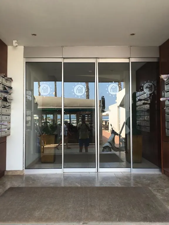 Ithaki Phinikoudes Apartment No. 102 Larnaca Cyprus